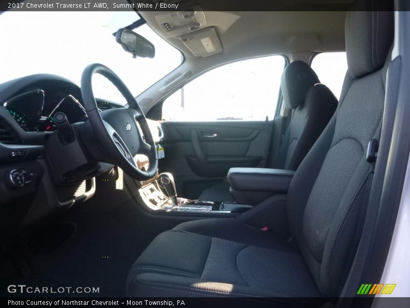 Summit White / Ebony 2017 Chevrolet Traverse LT AWD