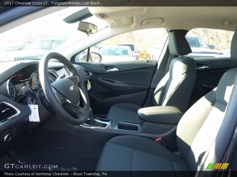 Tungsten Metallic / Jet Black 2017 Chevrolet Cruze LT