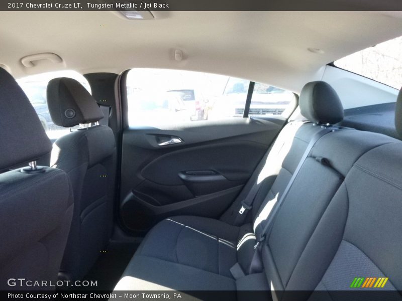 Tungsten Metallic / Jet Black 2017 Chevrolet Cruze LT
