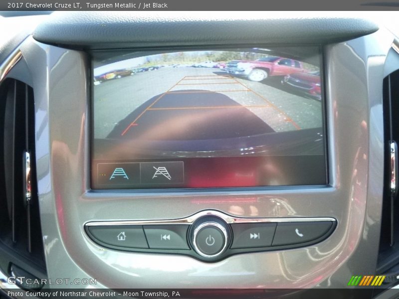 Tungsten Metallic / Jet Black 2017 Chevrolet Cruze LT
