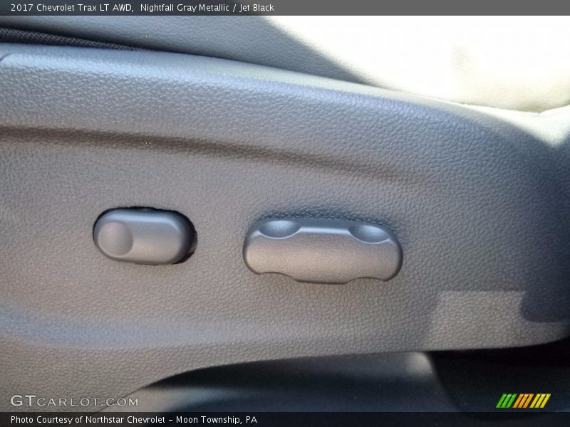 Nightfall Gray Metallic / Jet Black 2017 Chevrolet Trax LT AWD