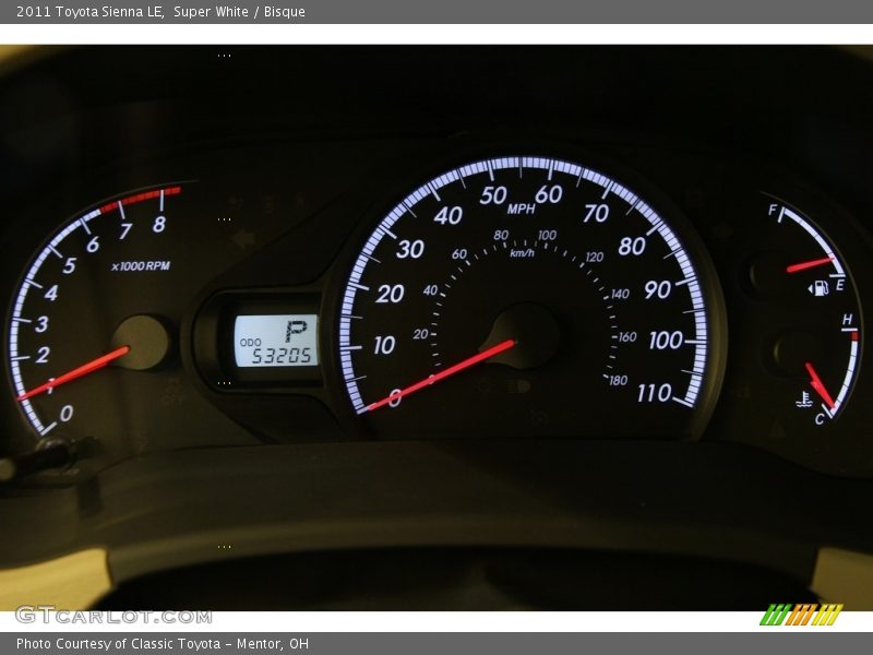 Super White / Bisque 2011 Toyota Sienna LE