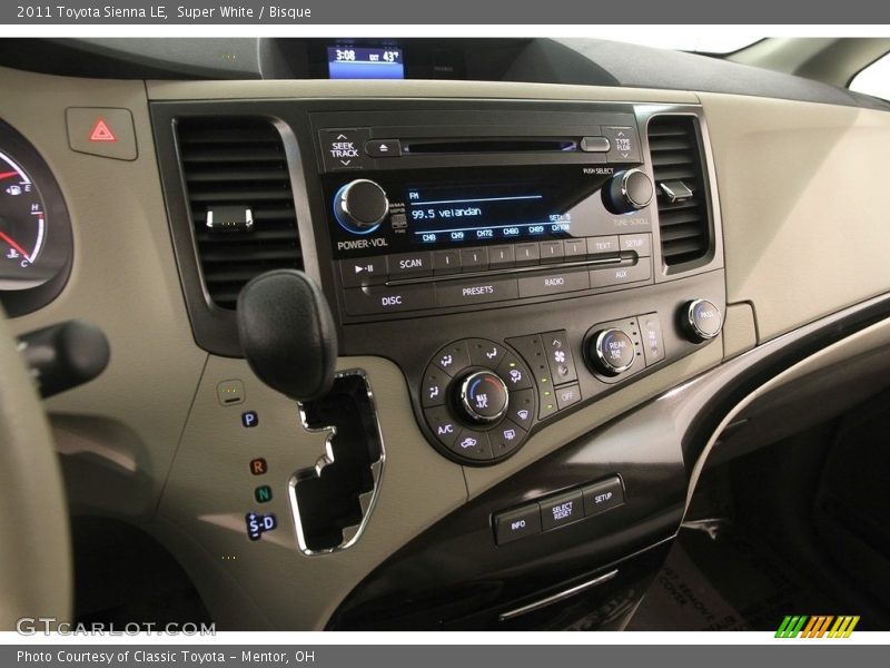 Super White / Bisque 2011 Toyota Sienna LE