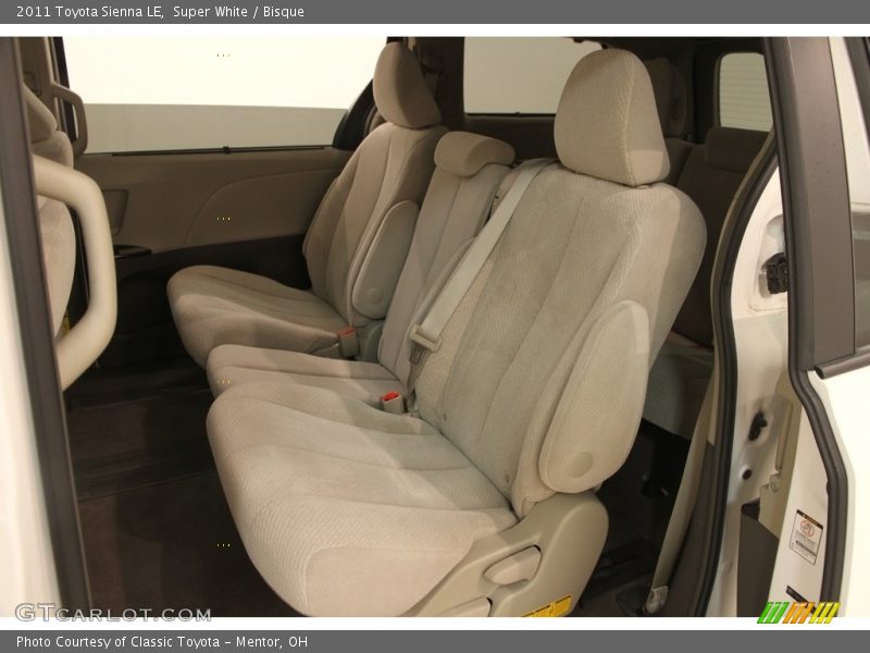 Super White / Bisque 2011 Toyota Sienna LE