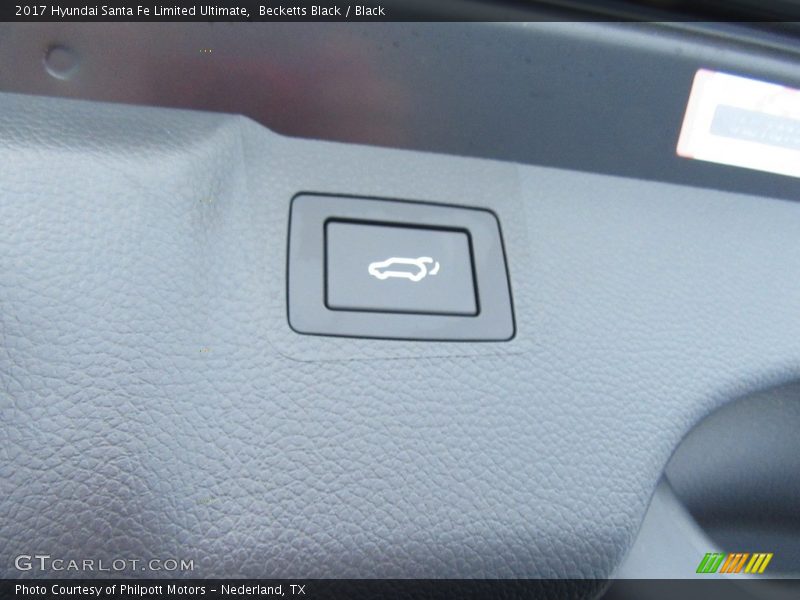Becketts Black / Black 2017 Hyundai Santa Fe Limited Ultimate