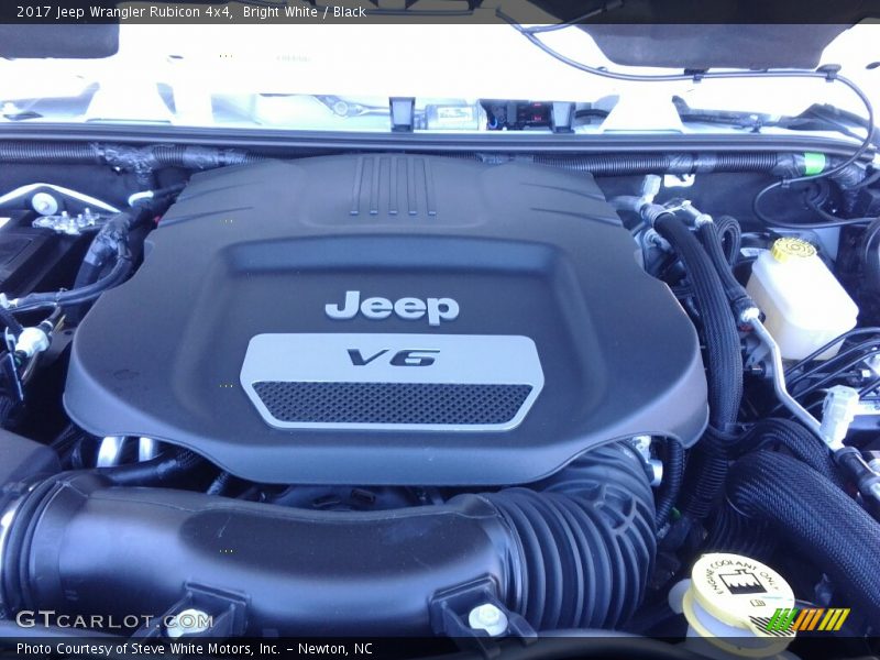 Bright White / Black 2017 Jeep Wrangler Rubicon 4x4