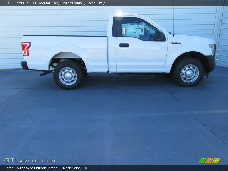 Oxford White / Earth Gray 2017 Ford F150 XL Regular Cab