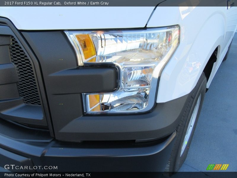 Oxford White / Earth Gray 2017 Ford F150 XL Regular Cab