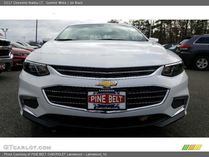 Summit White / Jet Black 2017 Chevrolet Malibu LT