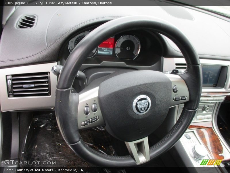 Lunar Grey Metallic / Charcoal/Charcoal 2009 Jaguar XF Luxury