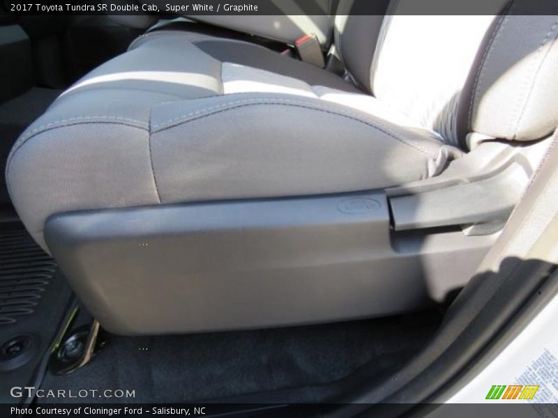 Super White / Graphite 2017 Toyota Tundra SR Double Cab