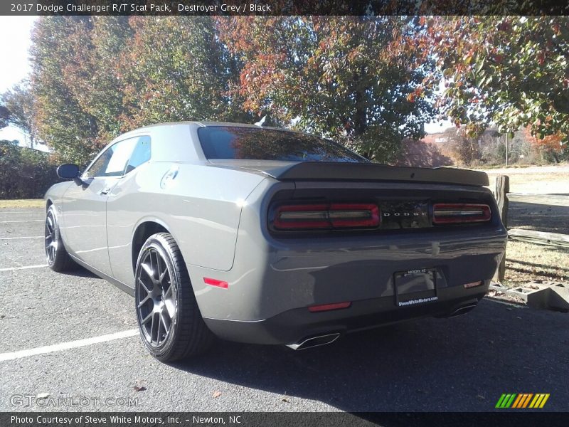 Destroyer Grey / Black 2017 Dodge Challenger R/T Scat Pack