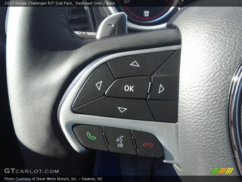Controls of 2017 Challenger R/T Scat Pack