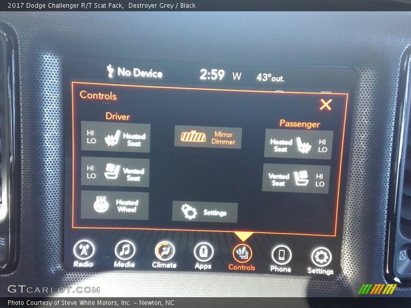 Controls of 2017 Challenger R/T Scat Pack
