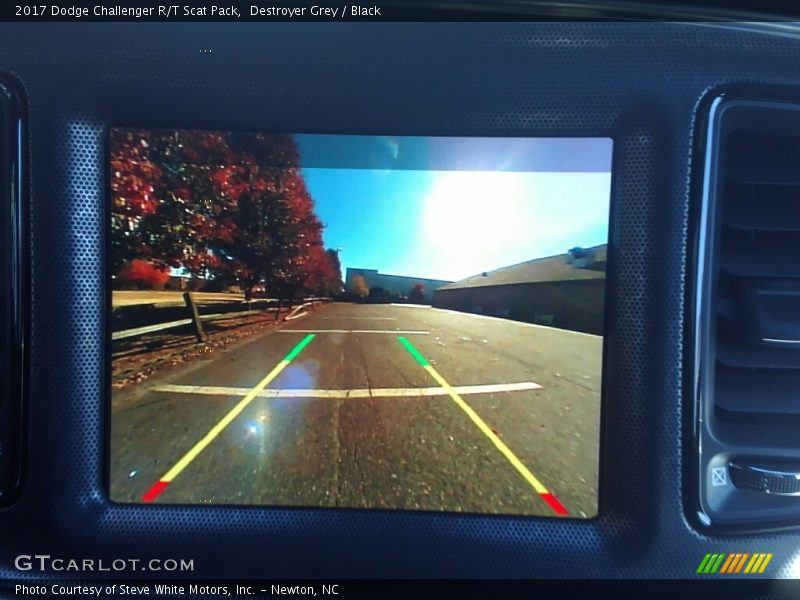 Controls of 2017 Challenger R/T Scat Pack