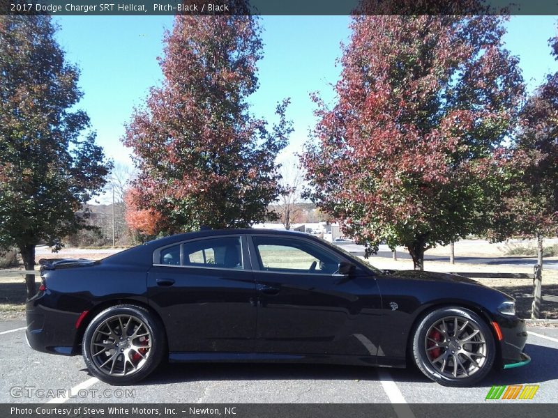  2017 Charger SRT Hellcat Pitch-Black