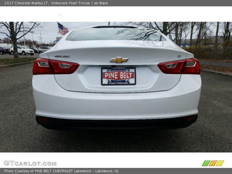 Iridescent Pearl Tricoat / Jet Black 2017 Chevrolet Malibu LT
