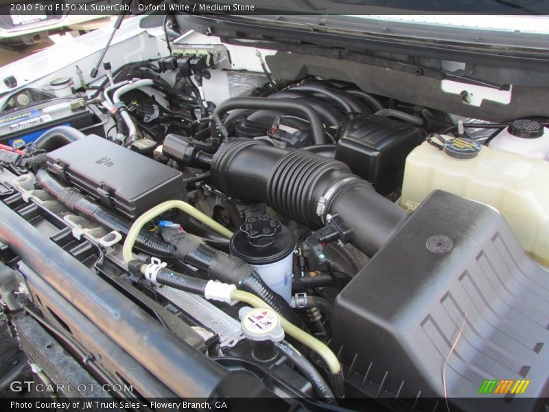 Oxford White / Medium Stone 2010 Ford F150 XL SuperCab