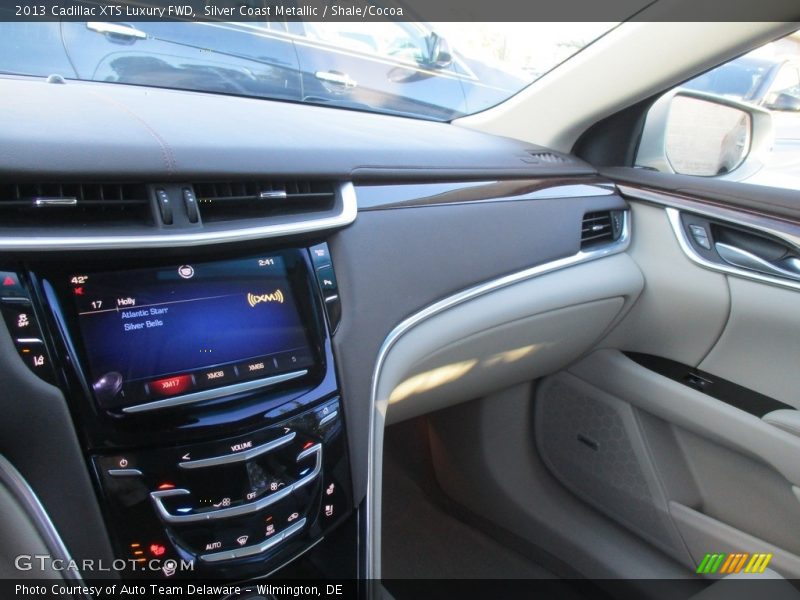 Silver Coast Metallic / Shale/Cocoa 2013 Cadillac XTS Luxury FWD