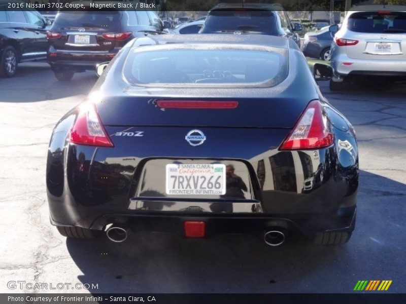 Magnetic Black / Black 2016 Nissan 370Z Coupe