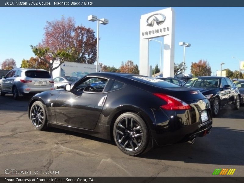 Magnetic Black / Black 2016 Nissan 370Z Coupe