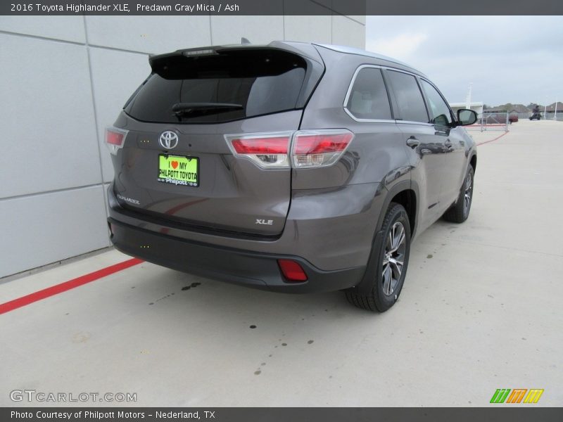 Predawn Gray Mica / Ash 2016 Toyota Highlander XLE