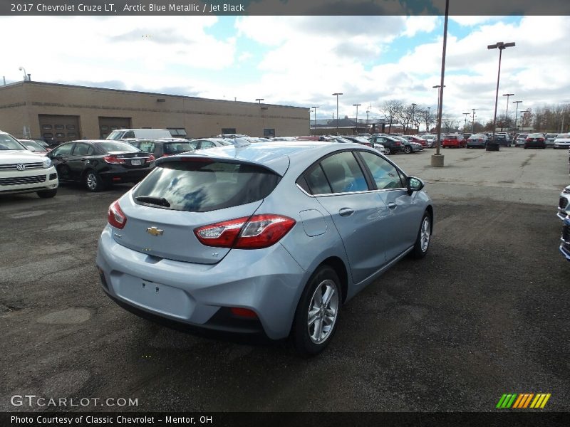 Arctic Blue Metallic / Jet Black 2017 Chevrolet Cruze LT
