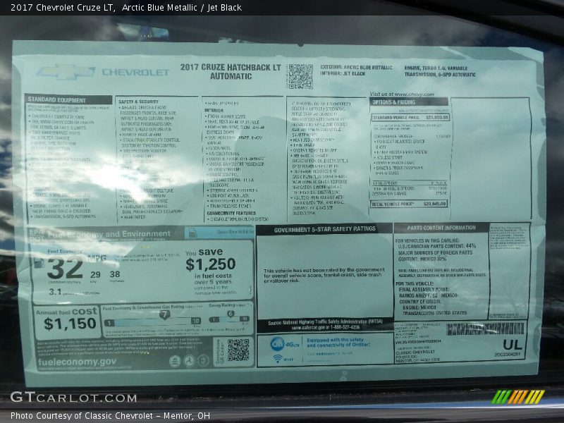 Arctic Blue Metallic / Jet Black 2017 Chevrolet Cruze LT