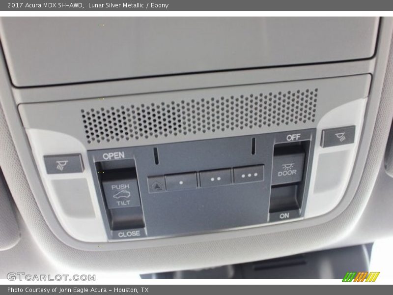 Controls of 2017 MDX SH-AWD