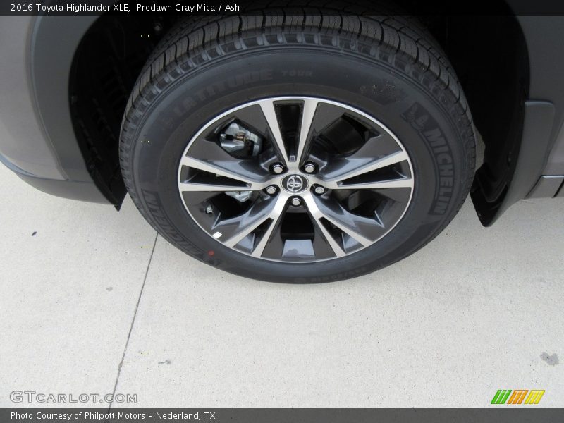 Predawn Gray Mica / Ash 2016 Toyota Highlander XLE