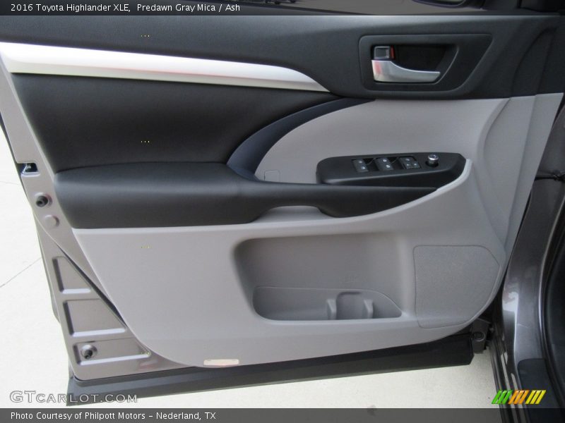 Predawn Gray Mica / Ash 2016 Toyota Highlander XLE