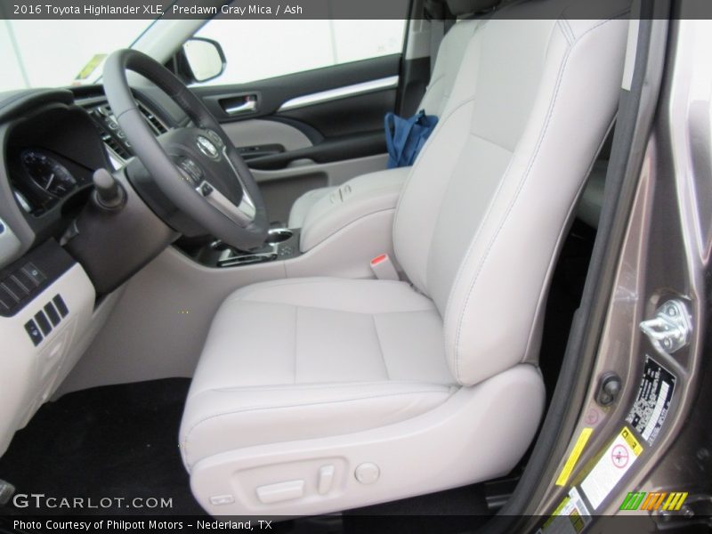 Predawn Gray Mica / Ash 2016 Toyota Highlander XLE