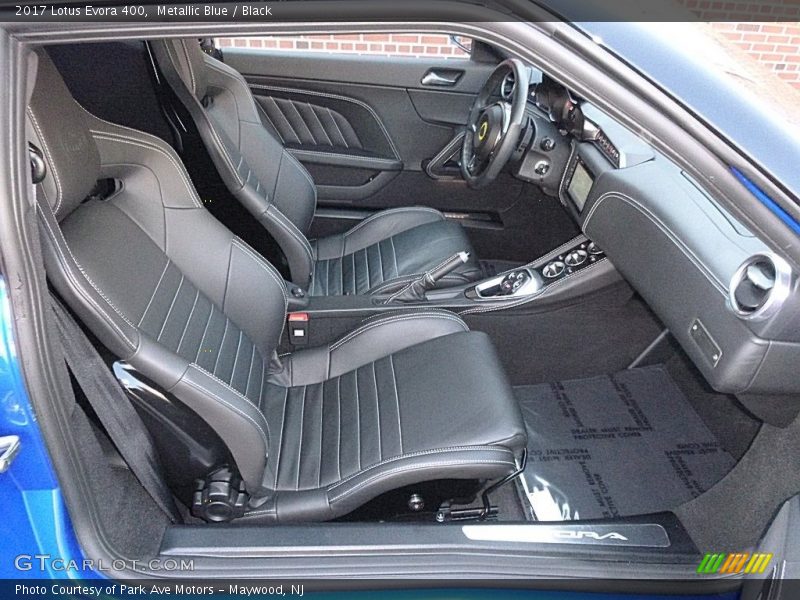Black Interior - 2017 Evora 400 