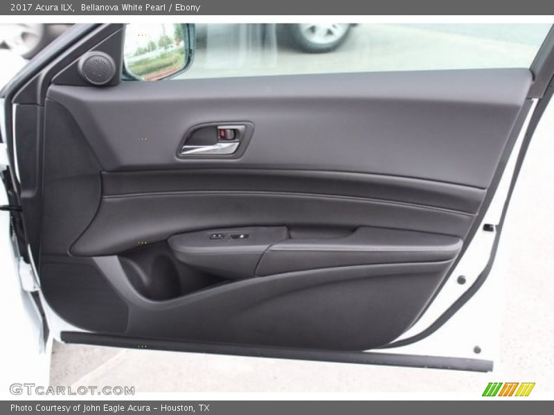 Bellanova White Pearl / Ebony 2017 Acura ILX