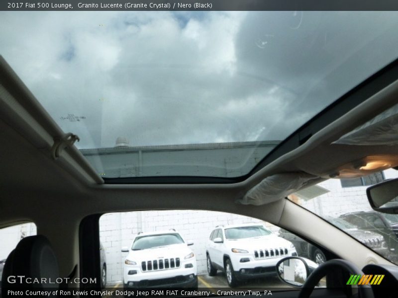 Sunroof of 2017 500 Lounge