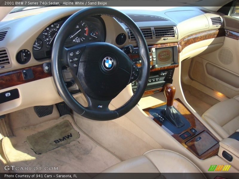 Alpine White / Sand Beige 2001 BMW 7 Series 740i Sedan