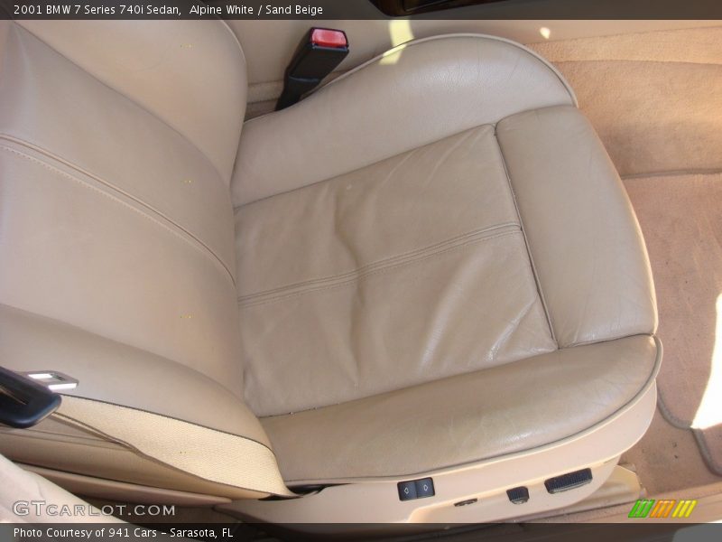 Alpine White / Sand Beige 2001 BMW 7 Series 740i Sedan