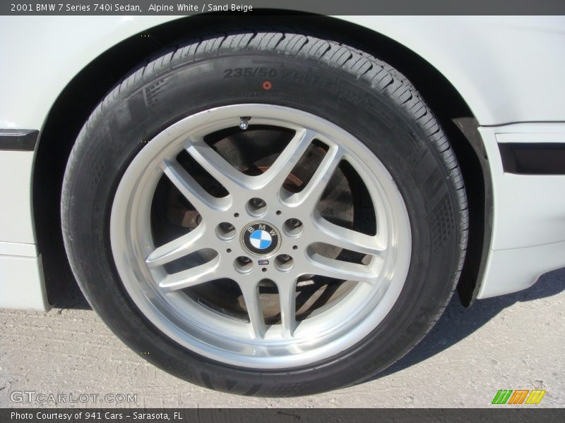 Alpine White / Sand Beige 2001 BMW 7 Series 740i Sedan