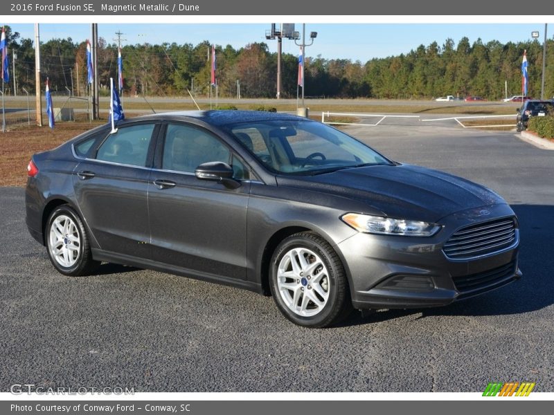 Magnetic Metallic / Dune 2016 Ford Fusion SE