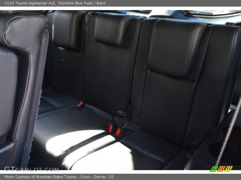 Shoreline Blue Pearl / Black 2016 Toyota Highlander XLE