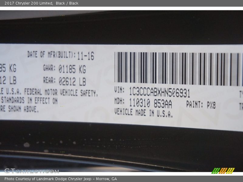 Black / Black 2017 Chrysler 200 Limited