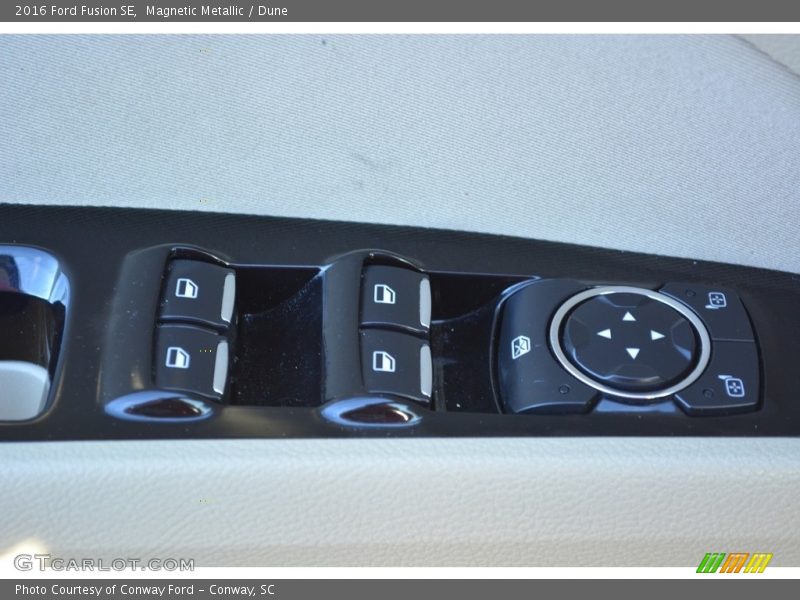 Magnetic Metallic / Dune 2016 Ford Fusion SE