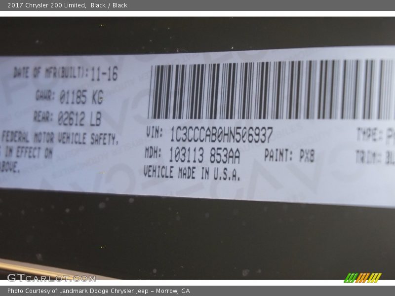 Black / Black 2017 Chrysler 200 Limited