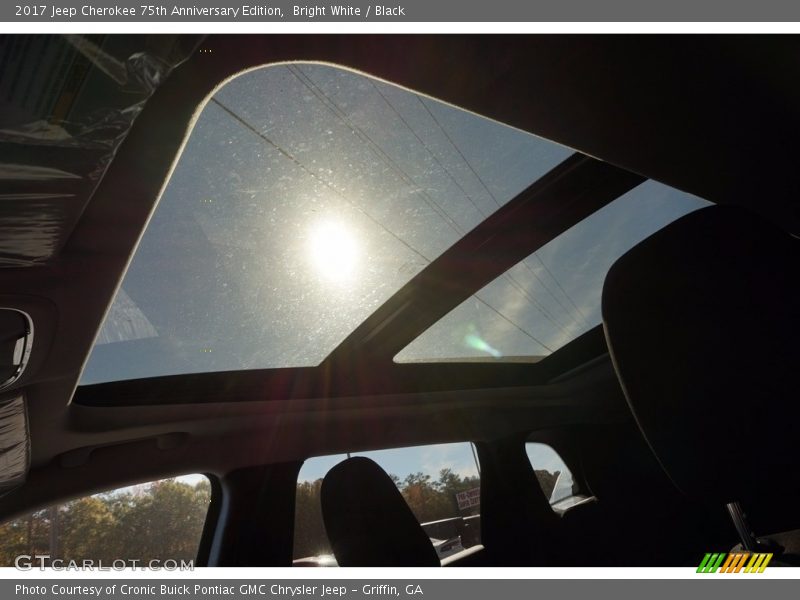 Bright White / Black 2017 Jeep Cherokee 75th Anniversary Edition