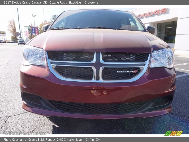 Octane Red / Black/Light Graystone 2017 Dodge Grand Caravan SE