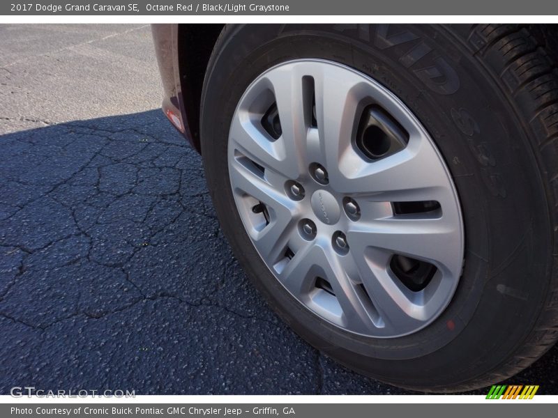 Octane Red / Black/Light Graystone 2017 Dodge Grand Caravan SE