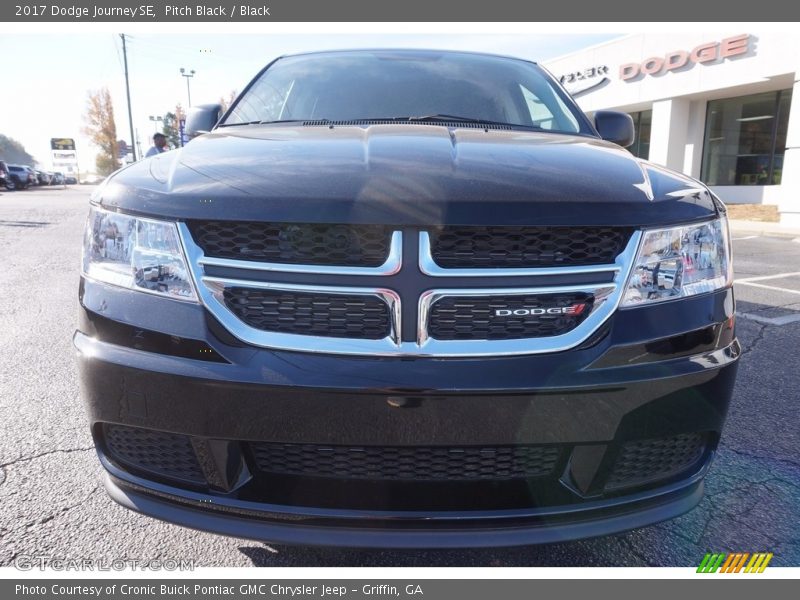 Pitch Black / Black 2017 Dodge Journey SE