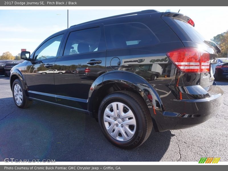 Pitch Black / Black 2017 Dodge Journey SE