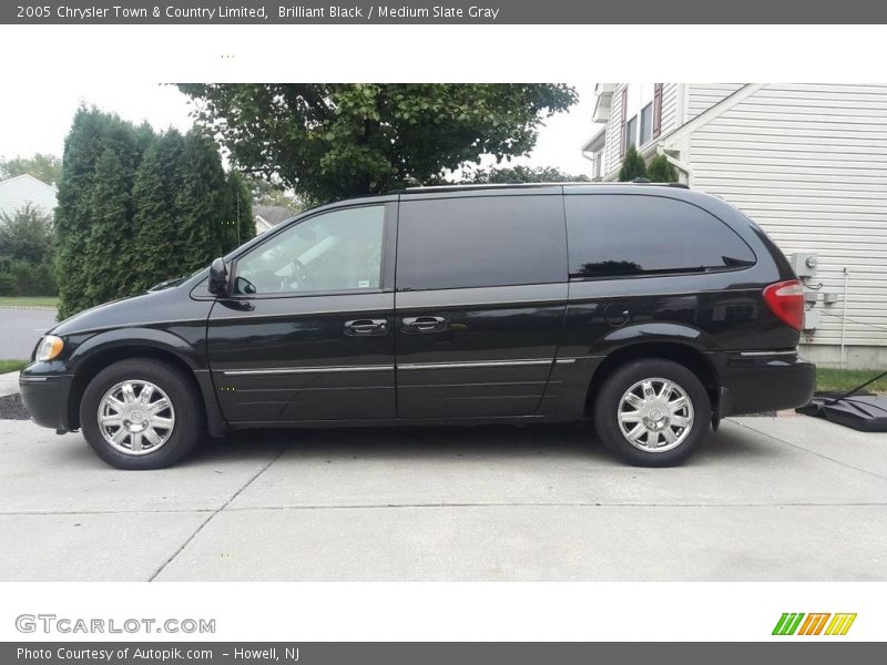 Brilliant Black / Medium Slate Gray 2005 Chrysler Town & Country Limited