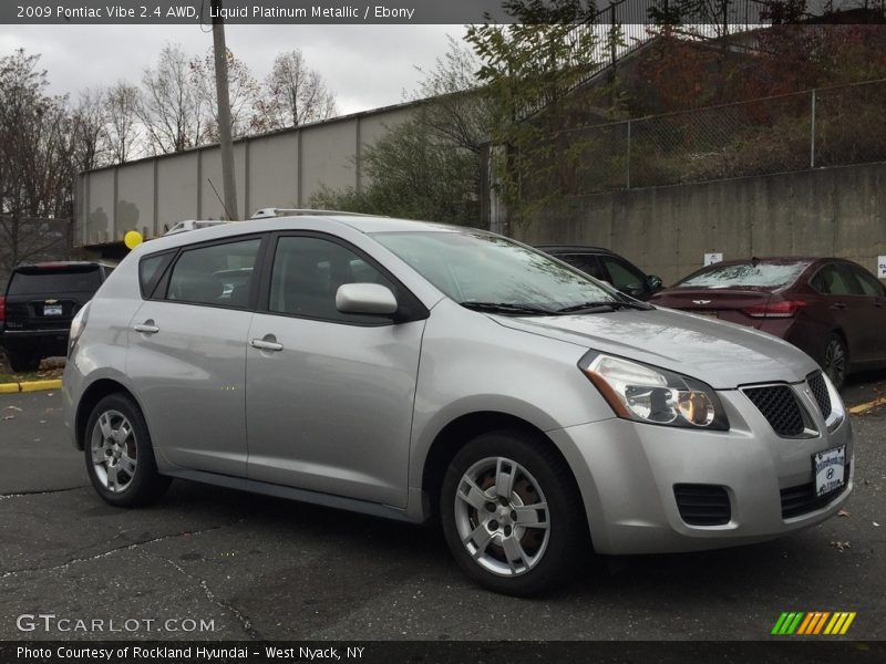 Liquid Platinum Metallic / Ebony 2009 Pontiac Vibe 2.4 AWD